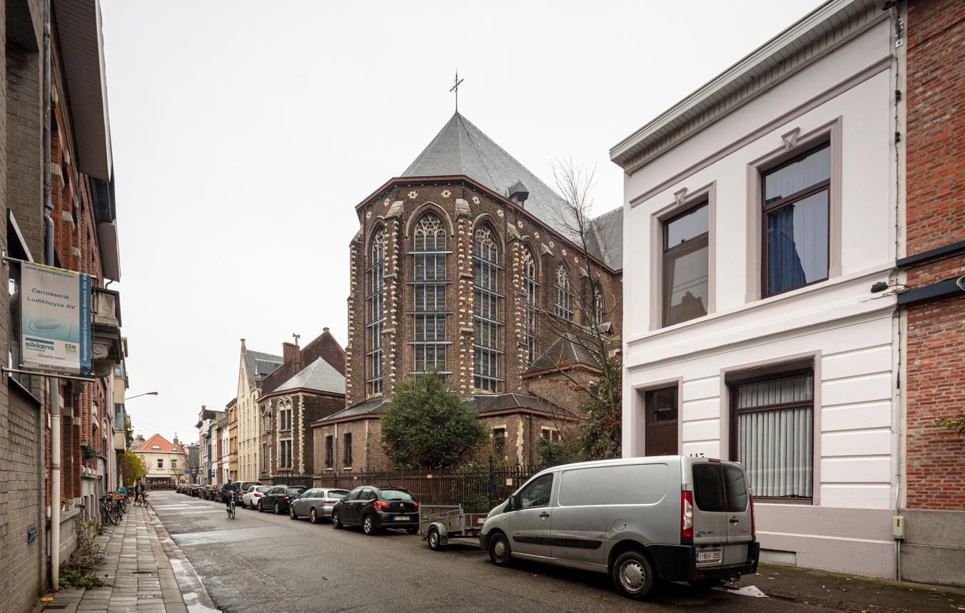 Sitefoto OO4111 Sint-Hubertuskerk Berchem - Nieuw Vlaams Architectuurinstituut
