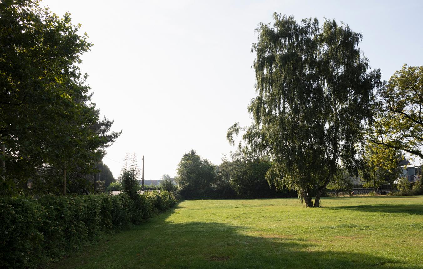 Herbestemming van voormalige camping ‘Luna’ naar site voor kleinschalig wonen en woonwagenterrein in Halle