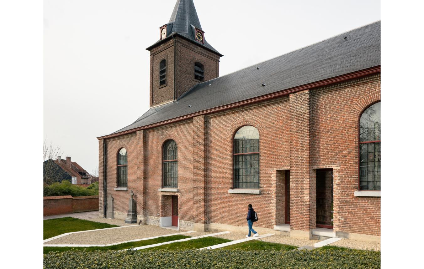 PWDM23 Architectuur laureaat - Ontmoetingscentrum en Sint-Corneliuskerk, Aalbeke 